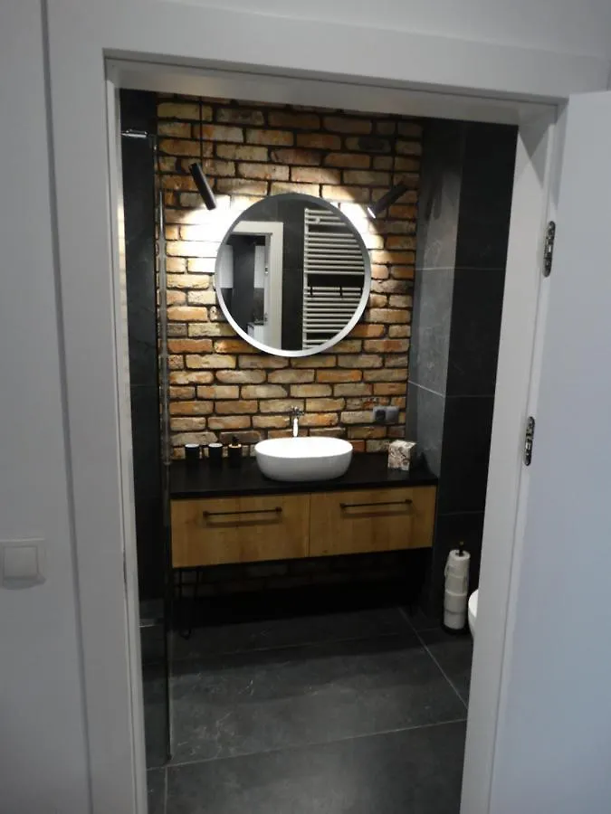 Black&White Apartment Bis - Male Garbary 8 Poznan 0*,  Poland