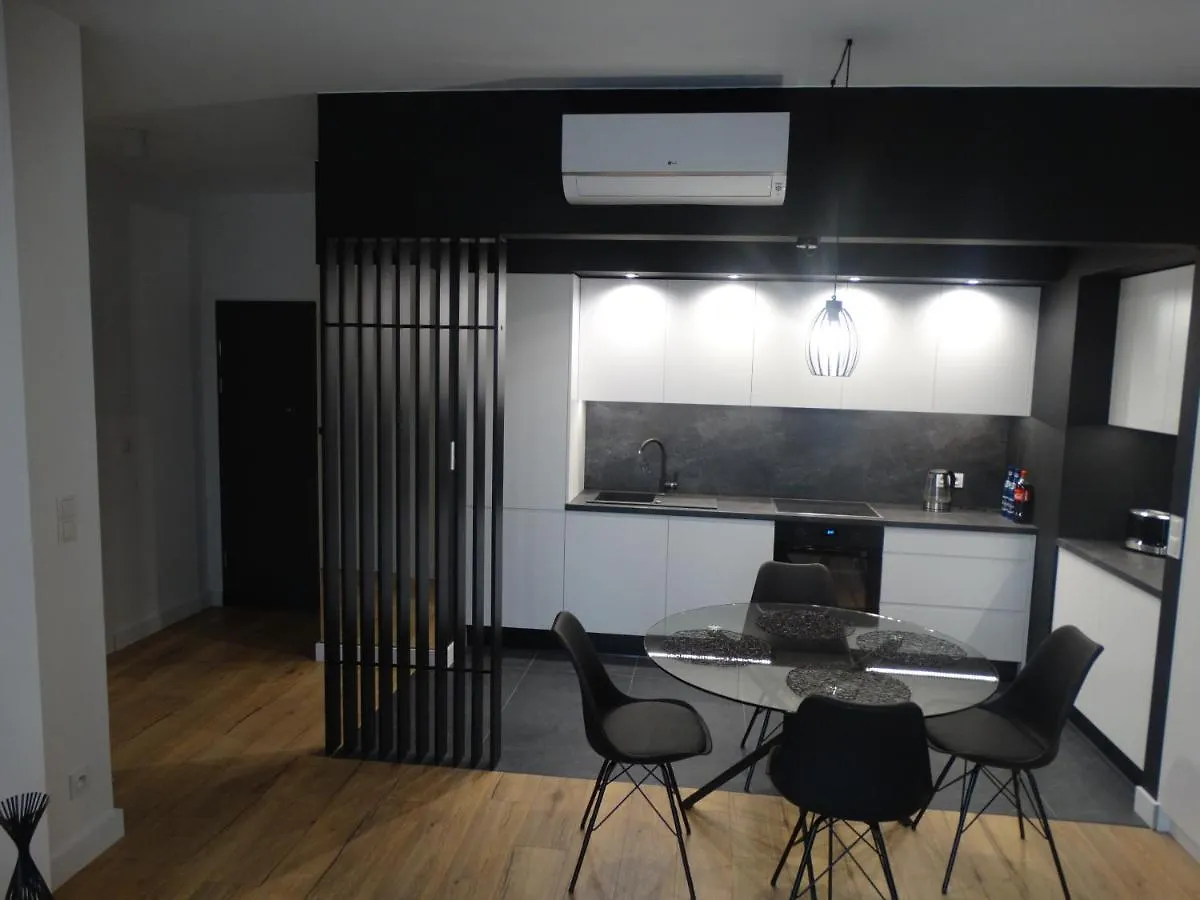 Black&White Apartment Bis - Male Garbary 8 Poznan